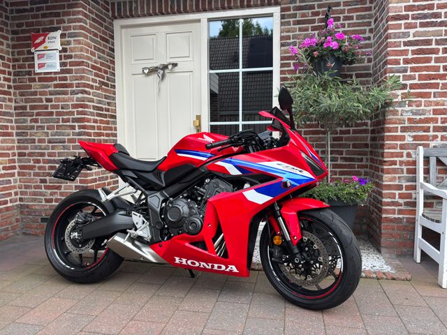 honda - cbr-650-r