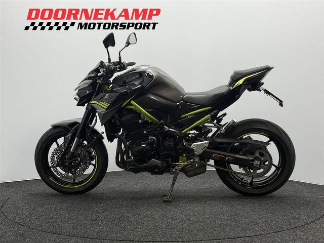 kawasaki - z900