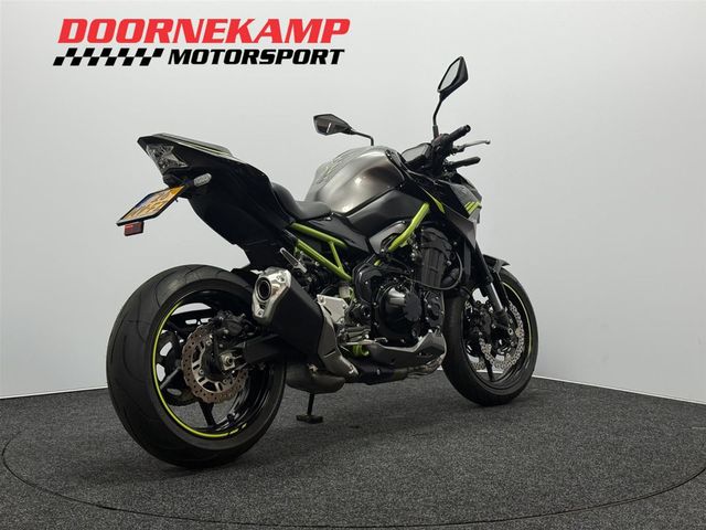 kawasaki - z900
