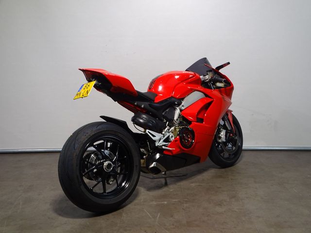 ducati - panigale-v4