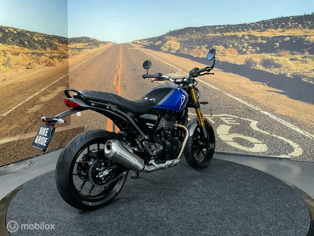 triumph - speed-400