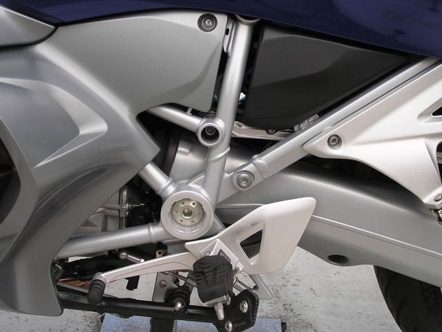 bmw - r-1200-rt
