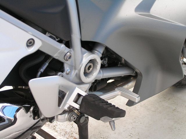 bmw - r-1200-rt
