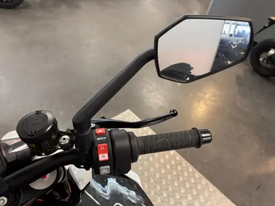 KTM 1290 SUPER DUKE R – foto 4