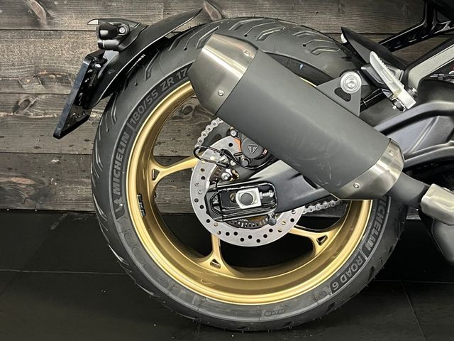 triumph - trident-800