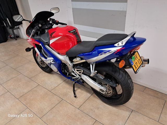 honda - cbr-600-fs--sport