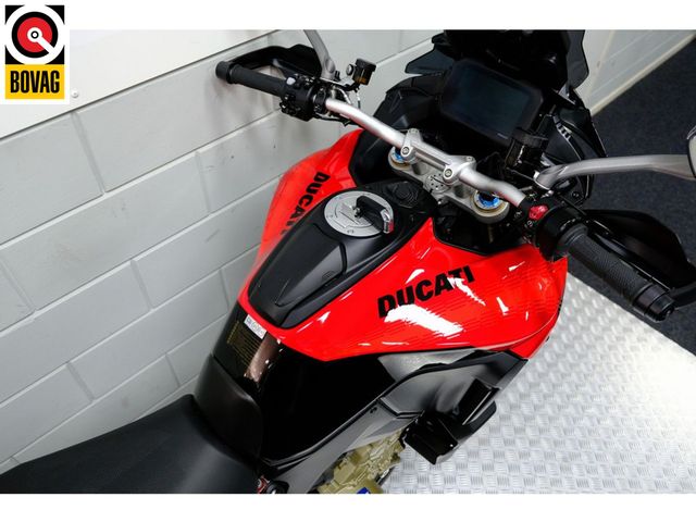 ducati - multistrada-v4-pikes-peak