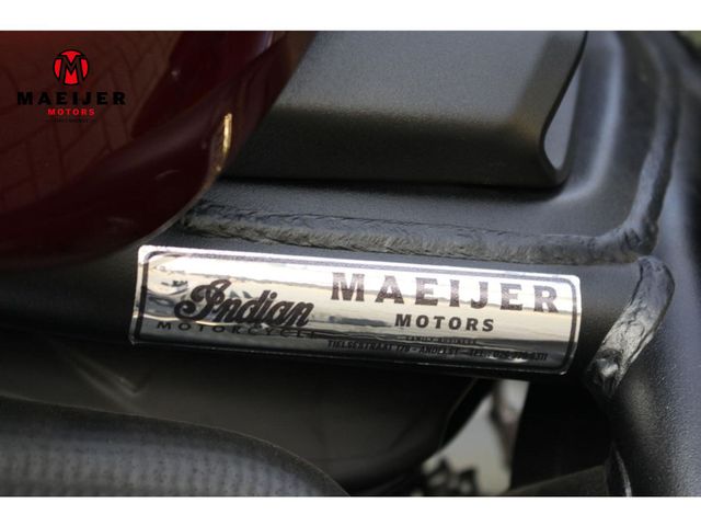 indian - scout-bobber-limited-tech