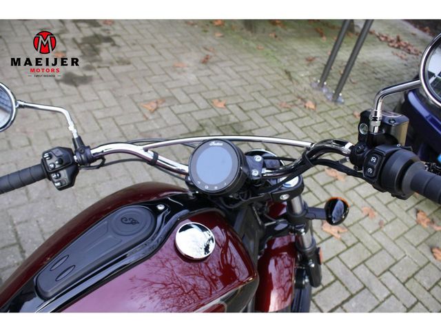 indian - scout-bobber-limited-tech