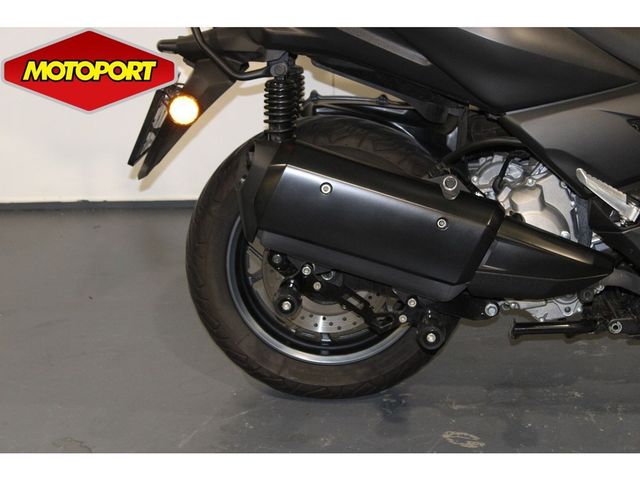 yamaha - x-max-300-abs