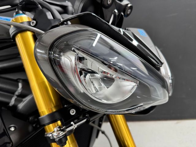 triumph - speed-triple-1200-rs