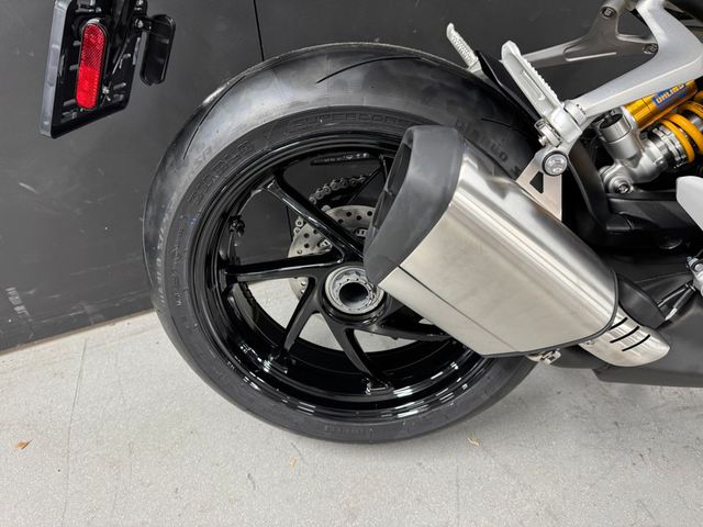 triumph - speed-triple-1200-rs