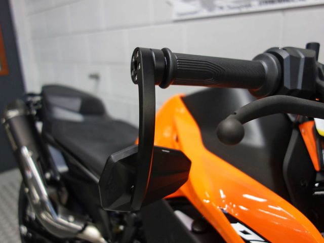 ktm - 790-duke