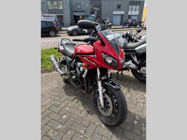 yamaha - fzs-600-fazer-s