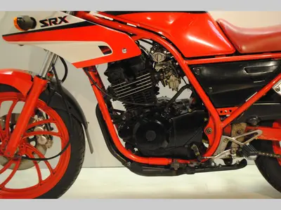 YAMAHA SRX 250 – foto 4