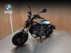 BMW CE 02