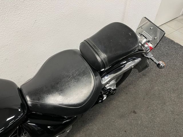 suzuki - vl-800-volusia