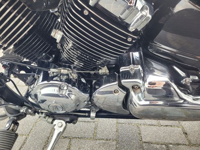 yamaha - xvs-650-a-dragstar-classic