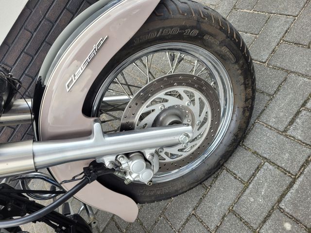 yamaha - xvs-650-a-dragstar-classic