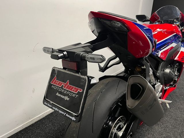 honda - cbr-1000-rr-r-fireblade-sp