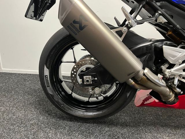 honda - cbr-1000-rr-r-fireblade-sp