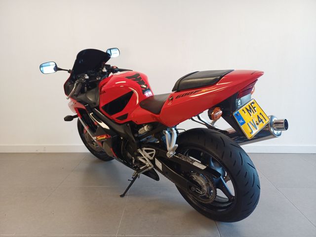 honda - cbr-600-fs--sport