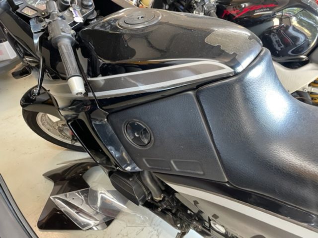 kawasaki - gpx-600-r