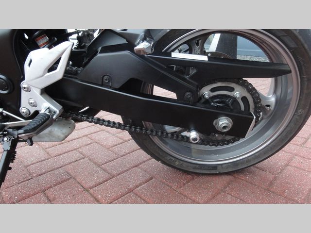 suzuki - gsr-750-a