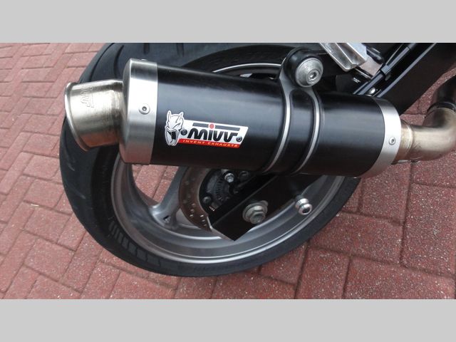 suzuki - gsr-750-a
