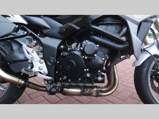 suzuki - gsr-750-a
