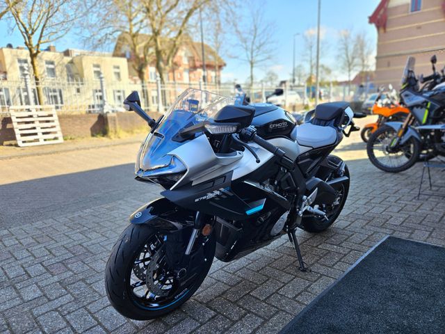 cfmoto - 675-sr-r
