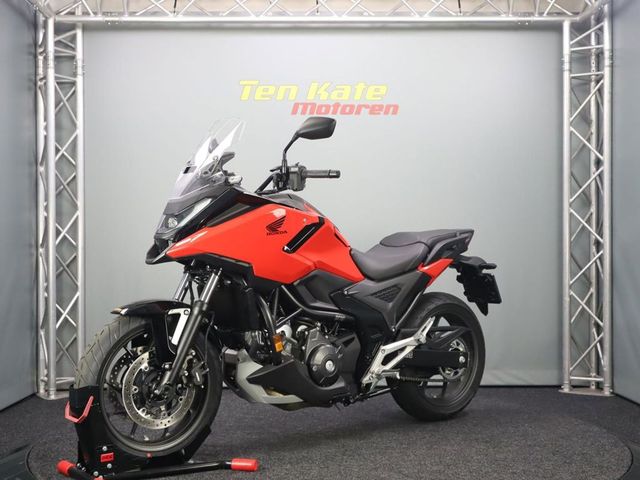 honda - nc-750-x-dct