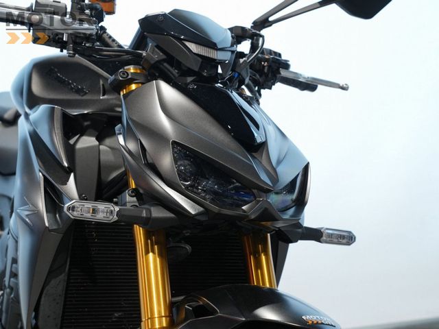 kawasaki - z1100-se