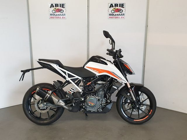 ktm - 390-duke-abs
