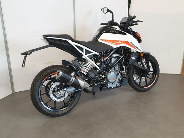 ktm - 390-duke-abs