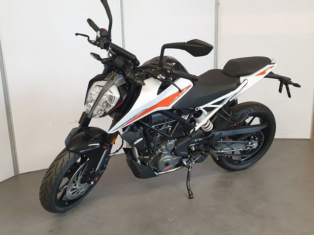 ktm - 390-duke-abs