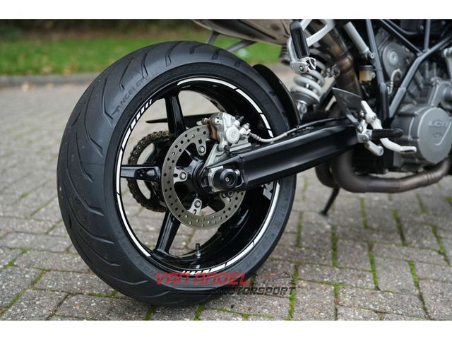 ktm - 990-super-duke