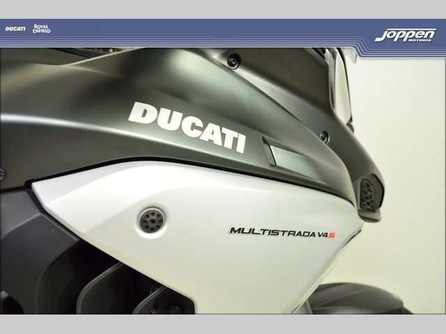 ducati - multistrada-v4-s