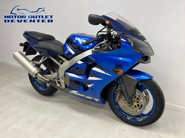 kawasaki - zx-6r-ninja