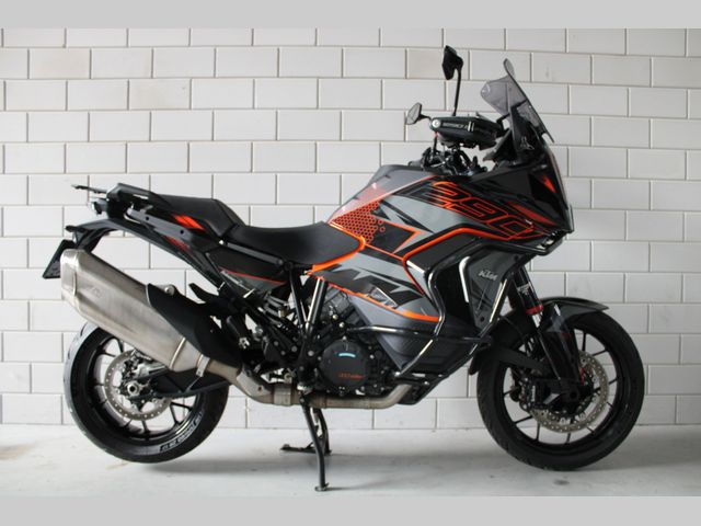 ktm - 1290-super-adventure-s