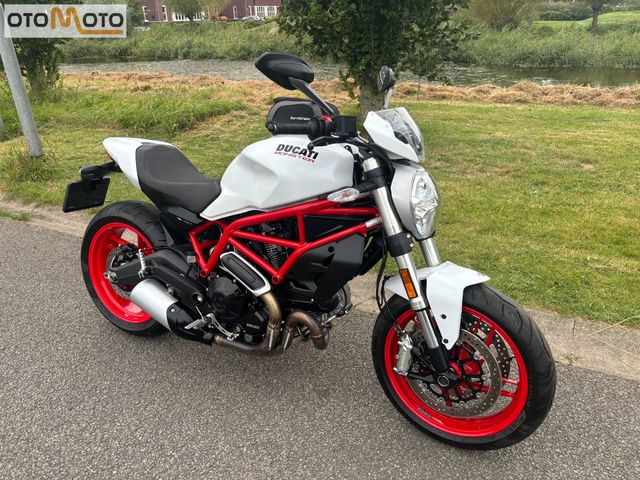 ducati - monster-797