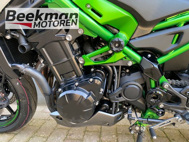 kawasaki - z900