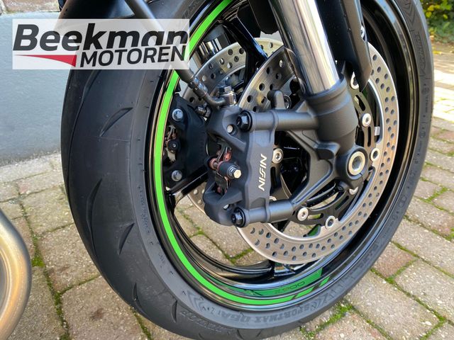 kawasaki - z900