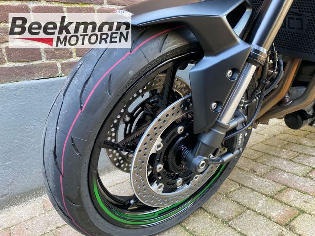 kawasaki - z900