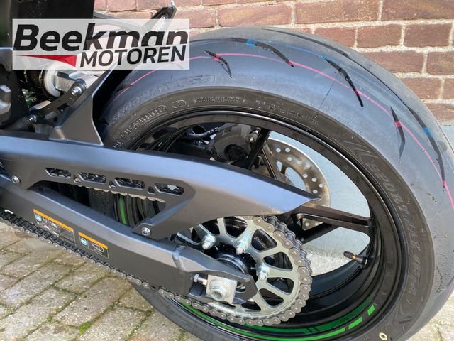 kawasaki - z900