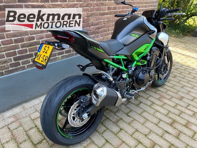 kawasaki - z900