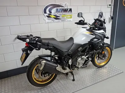 SUZUKI V-STROM DL 650 ABS – foto 3