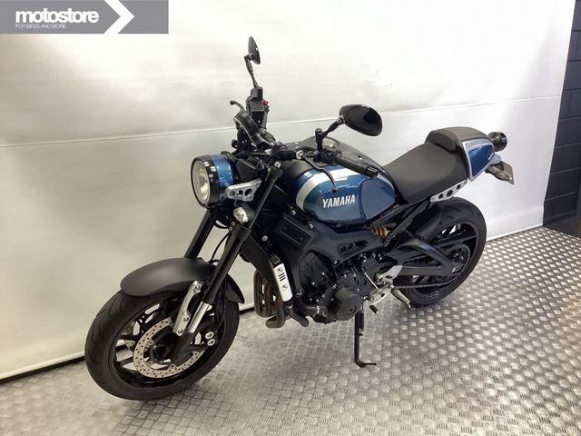 yamaha - xsr-900-abs