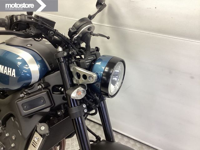 yamaha - xsr-900-abs