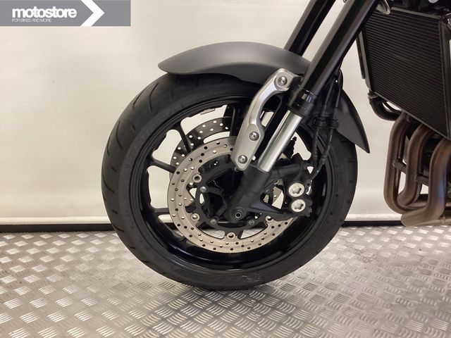 yamaha - xsr-900-abs